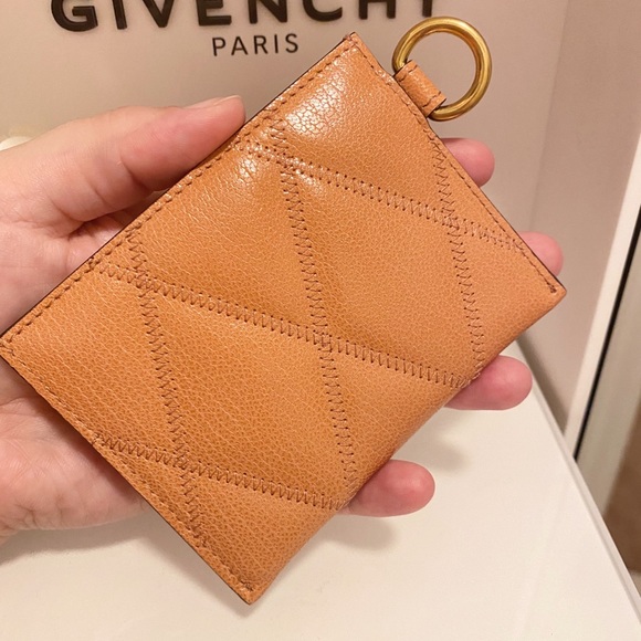 SOLD ✖️ - Picture 2 of 9